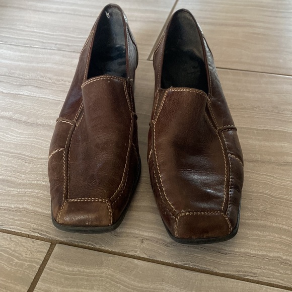 Rieker 37 euro/ 7 US Brown GUC - Picture 4 of 5